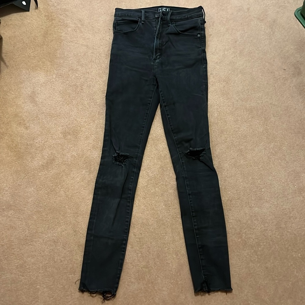 A&F Black ultra high rise super skinny jeans